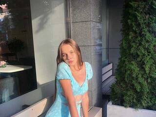 Ερωτική συνομιλία μέσω βίντεο SugaaaaR