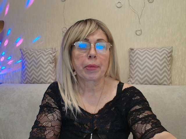 Εκπομπές οθόνης SusieNoreen