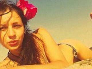 Ερωτική συνομιλία μέσω βίντεο sweetbelle