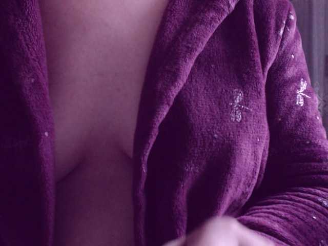 Φωτογραφίες SweetBrunete on samuse ensemble;)? ...xxx...on commence avec 30 tokens seins....et on continue..xxxx