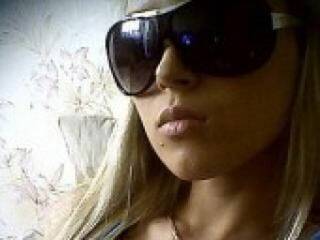 Ερωτική συνομιλία μέσω βίντεο sweetdevil