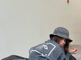 Ερωτική συνομιλία μέσω βίντεο SweetKittyX