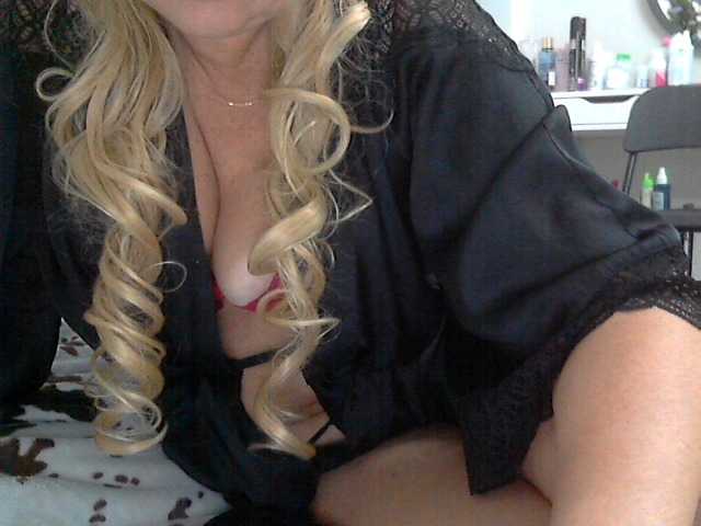 Εκπομπές οθόνης sweetmodel123