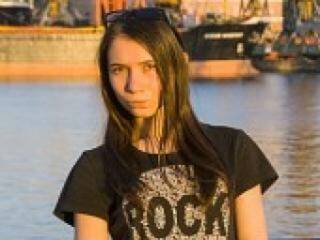 Ερωτική συνομιλία μέσω βίντεο sweetyanna