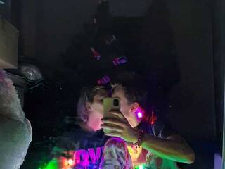 Ερωτική συνομιλία μέσω βίντεο Sweetybunnys