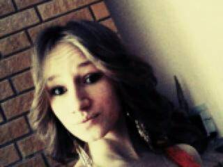 Ερωτική συνομιλία μέσω βίντεο sweetykisa