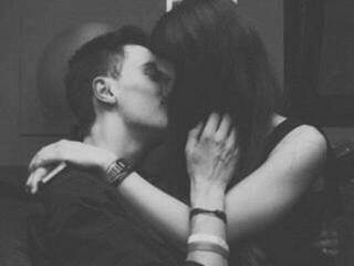 Ερωτική συνομιλία μέσω βίντεο Sy4ka21