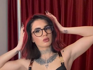 Ερωτική συνομιλία μέσω βίντεο TaliaRoss