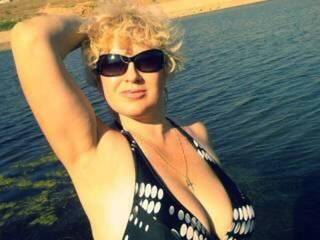 Ερωτική συνομιλία μέσω βίντεο tase4ka13