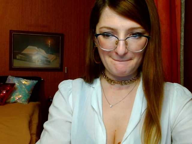 Φωτογραφίες tastyAriel Sweet and yet dang naughty ;) #innocentface #sweet #petite #glasses #fetish #natural #domina #teaser #cfmn #joi #cei #cbt #sph