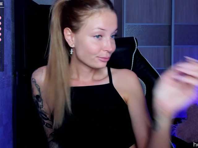 Εκπομπές οθόνης Tasyaaaa