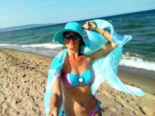 Ερωτική συνομιλία μέσω βίντεο taya777