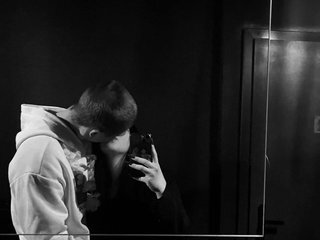 Ερωτική συνομιλία μέσω βίντεο TeenVibes-18-