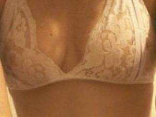 Ερωτική συνομιλία μέσω βίντεο tellove