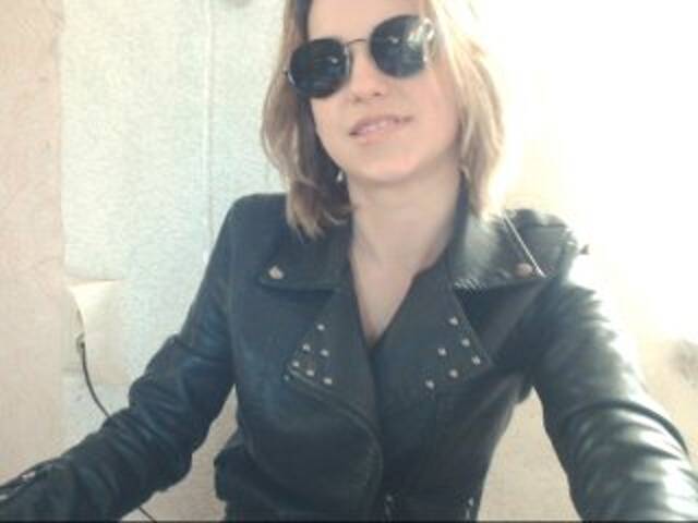 Εκπομπές οθόνης PlayGirlKiss