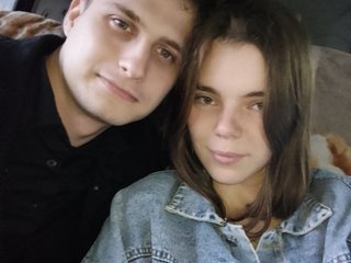 Ερωτική συνομιλία μέσω βίντεο Terri-and-Kyle