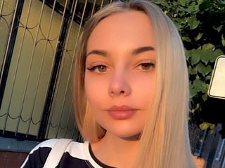 Ερωτική συνομιλία μέσω βίντεο tessarise