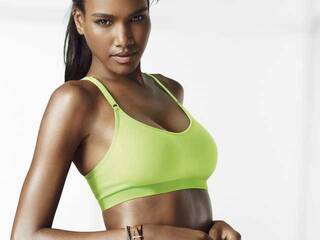 Ερωτική συνομιλία μέσω βίντεο TessaXHoney