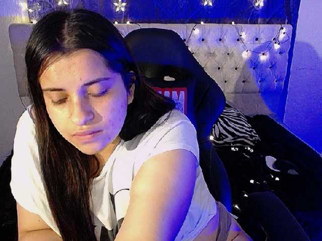 Εκπομπές οθόνης tifanydaniel