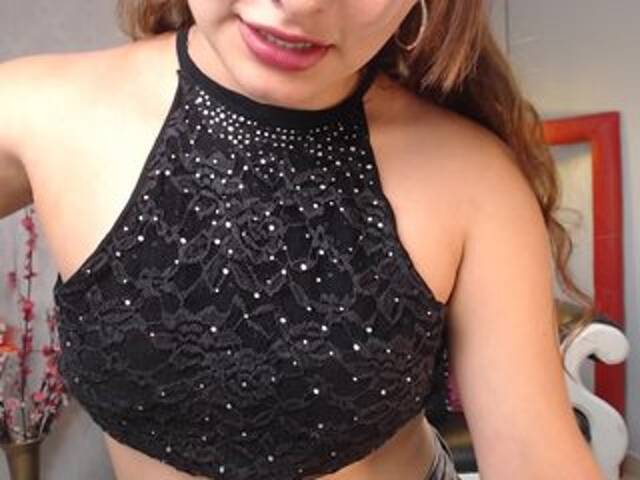 Εκπομπές οθόνης TiffanyDavis