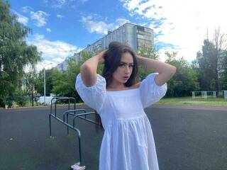 Ερωτική συνομιλία μέσω βίντεο tina-mess