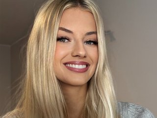 Ερωτική συνομιλία μέσω βίντεο TracySexynes