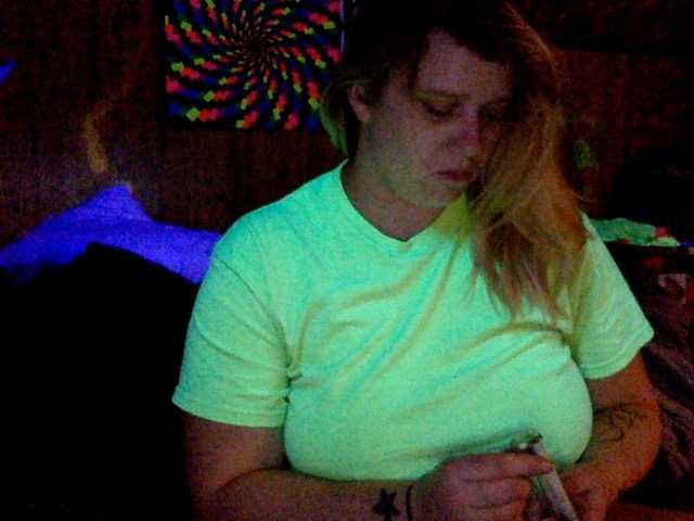 Φωτογραφίες Trashley420 RATE MY TITS! 1-10. plus u gotta tip me for every rate I get