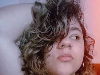 Ερωτική συνομιλία μέσω βίντεο tuti-lii