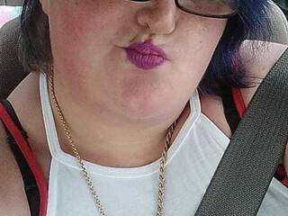 Ερωτική συνομιλία μέσω βίντεο Vampymandy