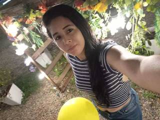 Ερωτική συνομιλία μέσω βίντεο vanesab