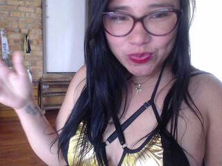 Ερωτική συνομιλία μέσω βίντεο venus88