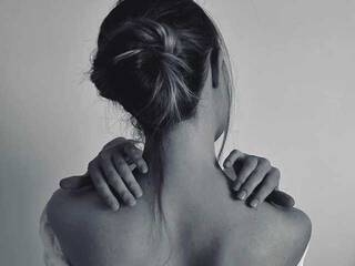 Ερωτική συνομιλία μέσω βίντεο VERONNIKA