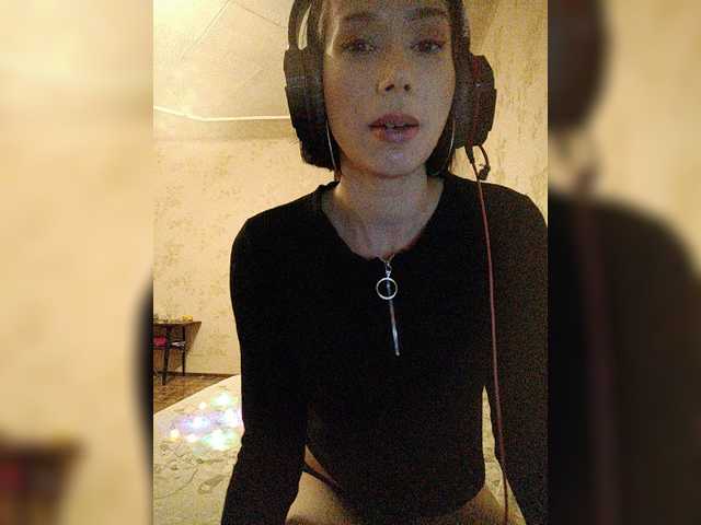 Εκπομπές οθόνης VikiKonfetka