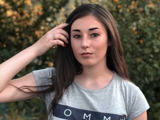 Ερωτική συνομιλία μέσω βίντεο VikiLaVida