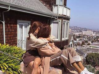 Ερωτική συνομιλία μέσω βίντεο VikkiWilliam