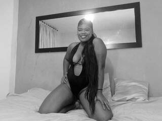 Ερωτική συνομιλία μέσω βίντεο violet-slut4