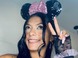 Ερωτική συνομιλία μέσω βίντεο VioletAss