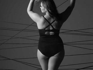 Ερωτική συνομιλία μέσω βίντεο Vip-kica19