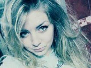 Ερωτική συνομιλία μέσω βίντεο virgingirl1