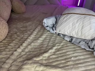 Ερωτική συνομιλία μέσω βίντεο __--_--_-_---