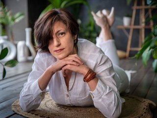 Ερωτική συνομιλία μέσω βίντεο Vivian-Violet