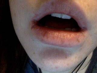 Ερωτική συνομιλία μέσω βίντεο Voodoo-lips