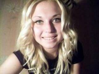 Ερωτική συνομιλία μέσω βίντεο whitekitten