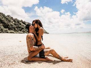 Ερωτική συνομιλία μέσω βίντεο wildkiss