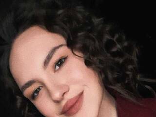 Ερωτική συνομιλία μέσω βίντεο WilmaWinifred