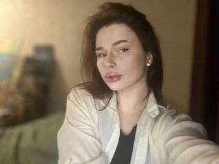 Ερωτική συνομιλία μέσω βίντεο wooowMila