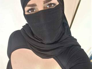 Ερωτική συνομιλία μέσω βίντεο xamiraa-