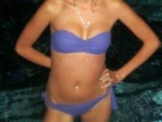 Ερωτική συνομιλία μέσω βίντεο xangelxx