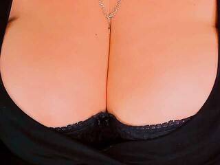 Ερωτική συνομιλία μέσω βίντεο XBIGTITSXX