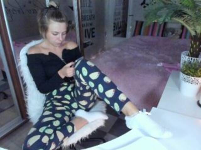 Εκπομπές οθόνης CallMeAngel